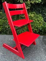 Stokke kinderstoel, kleur rood, Kinderen en Baby's, Kinderstoelen, Ophalen, Gebruikt, Meegroeistoel