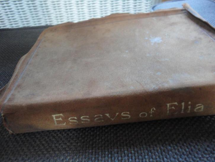 Charles Lamb - The ESSAYS of ELIA, bruine suede kaft, Antiek en Kunst, Antiek | Boeken en Bijbels, Ophalen of Verzenden