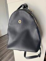 Tommy Hilfiger rugzak – stevig kunstleer, Sieraden, Tassen en Uiterlijk, Tassen | Rugtassen, Overige merken, Minder dan 30 cm