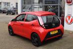 Toyota Aygo 1.0 VVT-i x-fun € 7.950,00, Auto's, Toyota, Voorwielaandrijving, Stof, 4 stoelen, Origineel Nederlands