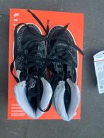 Nike Sneakers- Zwart met wit, Ophalen of Verzenden, Gedragen, Zwart, Sneakers of Gympen