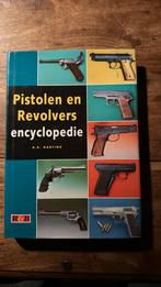 Pistolen en Revolvers encyclopedie, Ophalen of Verzenden, Zo goed als nieuw