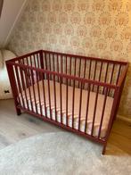 Ledikantje van de IKEA, inclusief matras, Kinderen en Baby's, Kinderkamer | Bedden, Minder dan 70 cm, Minder dan 140 cm, Zo goed als nieuw