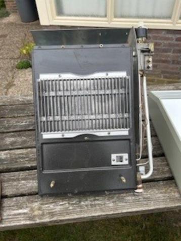 Gevelkachel Pelgrim beschikbaar voor biedingen