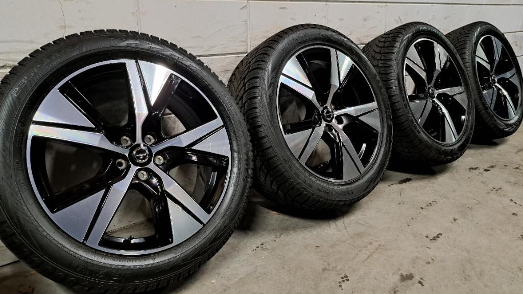 NIEUW! Bi-color velgen XC40 EC40 Lynk&Co 235/50/19 255/45/19, Auto-onderdelen, Banden en Velgen, 19 inch, Banden en Velgen, Nieuw
