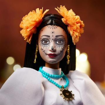 Barbie Kris Goyri NRFB beschikbaar voor biedingen