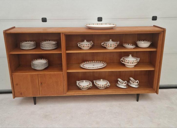 Vintage wandkast met veel opbergruimte, 216cm, Huis en Inrichting, Kasten | Wandmeubels, Gebruikt, 100 tot 150 cm, 200 tot 250 cm