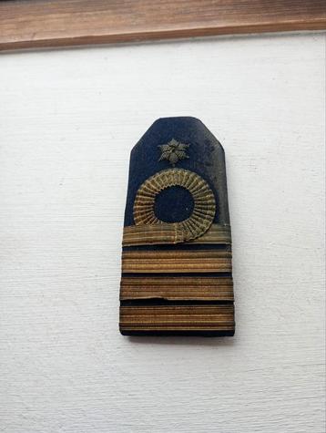 Oud Schouder Stuk Marine Officier WO2 en kraagspiegel beschikbaar voor biedingen