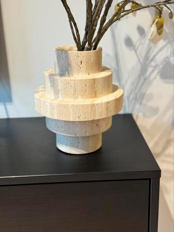 Mooisa Vaas Agano Travertine M travertin beige beschikbaar voor biedingen