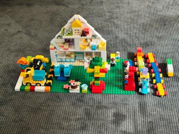 Duplo Huis met Accessoires beschikbaar voor biedingen