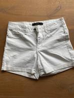 Witte denim shorts Vero Moda maat S, Kleding | Dames, Broeken en Pantalons, Kort, Ophalen of Verzenden, Wit, Zo goed als nieuw