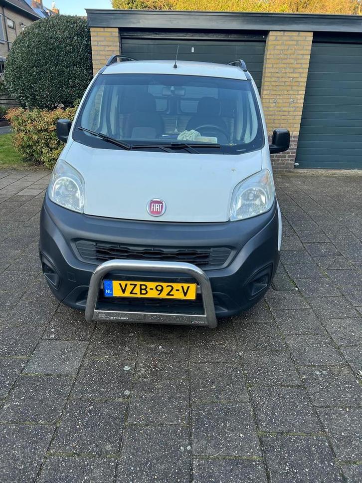 Fiat Fiorino GB 1.4 Fire 77pk 2017 Wit, Auto's, Bestelauto's, Particulier, Fiat, Benzine, Handgeschakeld, Geïmporteerd, Wit, Voorwielaandrijving