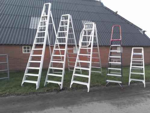 Trap 2-4mtr werk/bouwtrap klustrap Altrex Solide 6-12tree, Doe-het-zelf en Verbouw, Ladders en Trappen, Gebruikt, Trap, 2 tot 4 meter