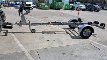 Boot trailer (wegtrailer) beschikbaar voor biedingen