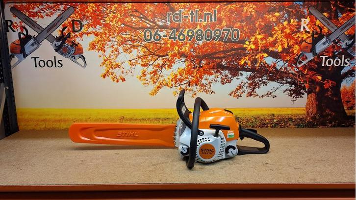 Stihl MS211c Motorzaag Kettingzaag MS 211 c  35 cm ., Doe-het-zelf en Verbouw, Gereedschap | Zaagmachines, Zo goed als nieuw, Kettingzaag