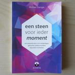 Een steen voor ieder moment, Achtergrond en Informatie, Ophalen of Verzenden, Zo goed als nieuw, M. Gienger