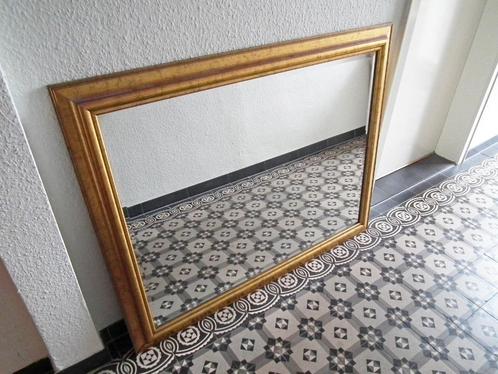grote spiegel met goudkleurige lijst, Huis en Inrichting, Woonaccessoires | Spiegels, Gebruikt, 100 tot 125 cm, Minder dan 100 cm