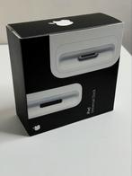Apple iPod Universal Dock, Ophalen of Verzenden, Zo goed als nieuw, Dock of Kabel
