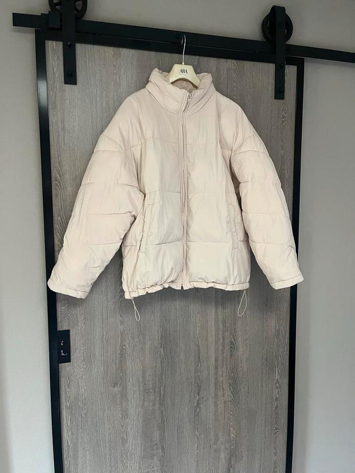 Another Label Crème Puffer Jas - Maat L/40, Kleding | Dames, Jassen | Winter, Gedragen, Beige, Ophalen of Verzenden