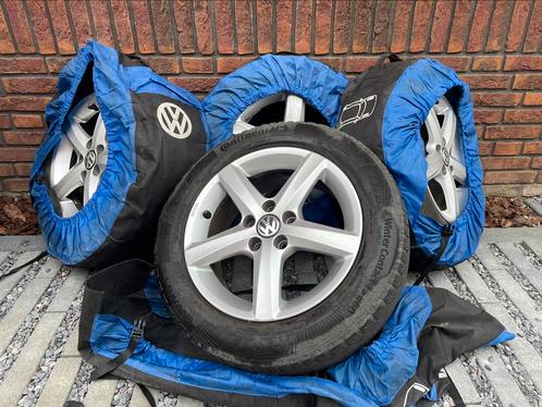 Lichtmetalen VW 185/60 R15 met Continental winterbanden, Auto-onderdelen, Banden en Velgen, Banden en Velgen, Winterbanden, 15 inch