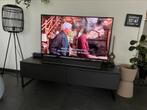 Tv meubel, Ophalen, Strak, 100 tot 150 cm, Zo goed als nieuw