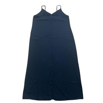 Full length dress beschikbaar voor biedingen