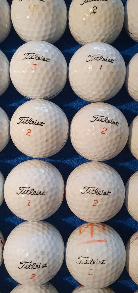 Titleist mix lakeballs golfballen 108 stuks, Sport en Fitness, Golf, Zo goed als nieuw, Bal(len), Overige merken, Ophalen of Verzenden