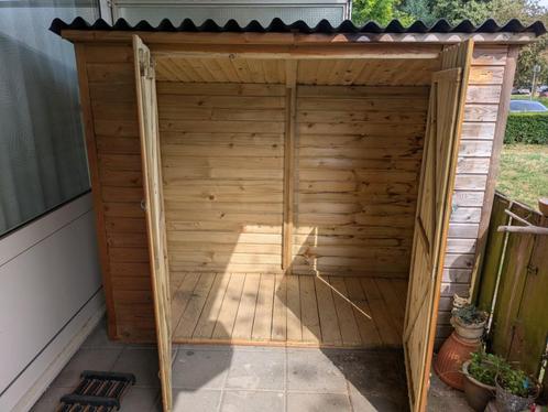 Fietsenberging, Tuin en Terras, Bergingen en Tuinkasten, Gebruikt, Fietsenberging, Hout, Ophalen