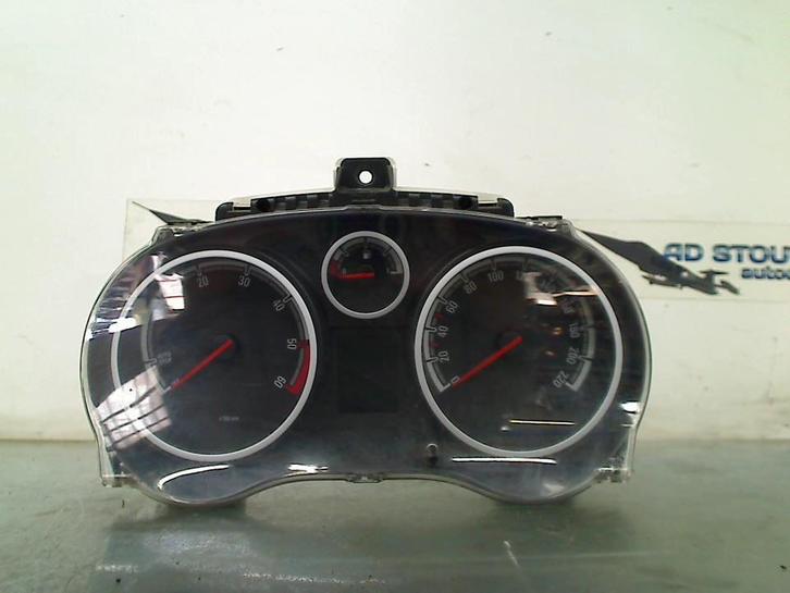 Km Teller Opel Corsa D (2010-06/2014-08) P0013316504, Auto-onderdelen, Dashboard en Schakelaars, Opel, Gebruikt