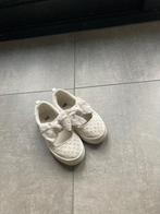 Witte schoenen met strik, Kleding | Dames, H&M, Wit, Ophalen of Verzenden, Sneakers of Gympen