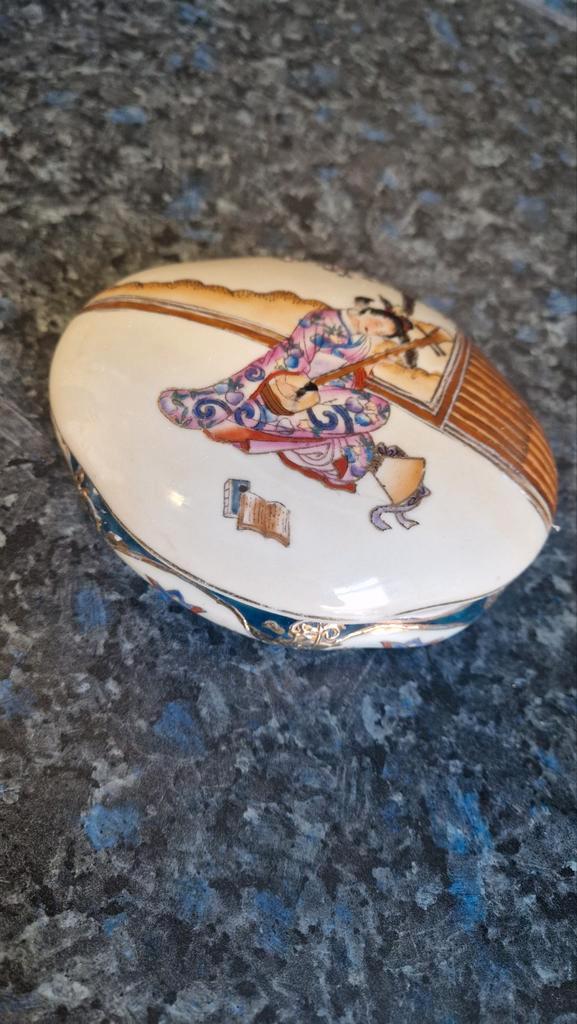 Satsuma Porseleinen Doosje, Antiek en Kunst, Antiek | Keramiek en Aardewerk, Ophalen of Verzenden