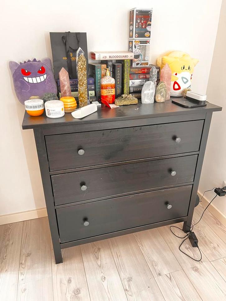 Zwarte ladekast, Huis en Inrichting, Kasten | Dressoirs, Gebruikt, 50 tot 100 cm, 25 tot 50 cm, Met lade(s), Overige materialen