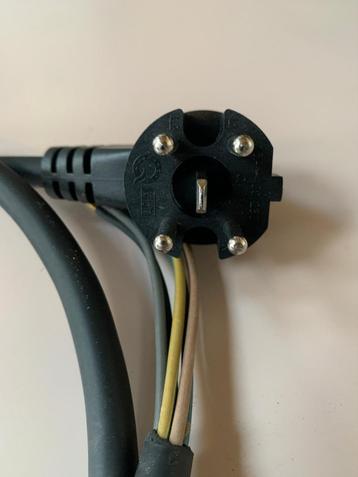 perilex aansluitsnoer met stekker150cm 16A/400/230V beschikbaar voor biedingen