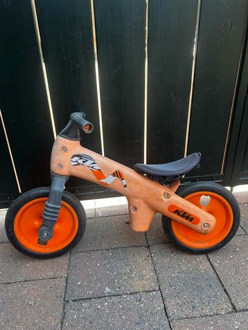 Ktm loopfiets rubber banden beschikbaar voor biedingen