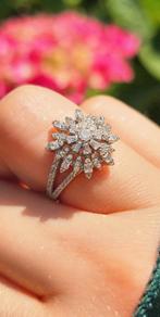Zilveren 925 Ring met Bloemmotief - Nieuw, Nieuw, Ophalen of Verzenden, Nvt, Dame