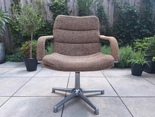 Artifort, ontwerper Geoffrey Harcourt. in perfecte staat., Huis en Inrichting, Fauteuils, Zo goed als nieuw, Stof, Ophalen
