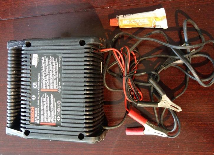 Bosch Battmix 6 batterij-oplader 220v, 85W, 50/60 Hz, 12V 4A, Auto diversen, Overige Auto diversen, Ophalen