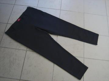 Nieuw! Zeer mooie zwarte 7/8 broek LIV maat 44 Snazzeys beschikbaar voor biedingen
