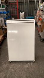 Memo/magneet bord, Ophalen, Gebruikt, Magneetbord