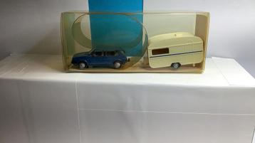 Wiking VW Golf met Reiseanhänger 06320 beschikbaar voor biedingen