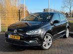 Volkswagen Polo 1.2 TSI 66KW 2014 Zwart, Auto's, Stof, 40 €/maand, 4 cilinders, Zwart