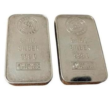 2x 100 gram zilverbaar beschikbaar voor biedingen