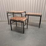 vintage Set van 3 tafeltjes nestbaar kleine tafel, Ophalen, Minder dan 45 cm, Minder dan 55 cm, Gebruikt
