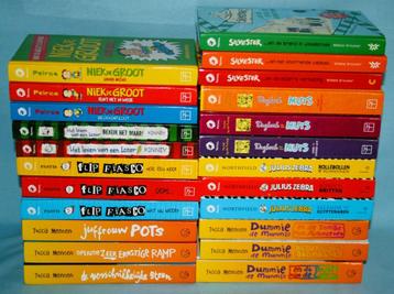 Kinderboeken - uitzoeken - 3 voor €10 beschikbaar voor biedingen
