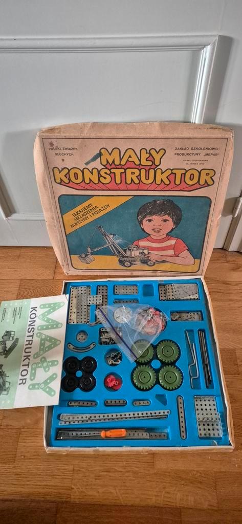 Mały Konstruktor - Poolse Meccano set, Hobby en Vrije tijd, Modelbouw | Auto's en Voertuigen, Gebruikt, Overige typen, 1:32 tot 1:50