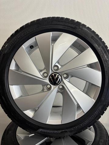 17” VW Golf velgen + winterbanden Volkswagen beschikbaar voor biedingen