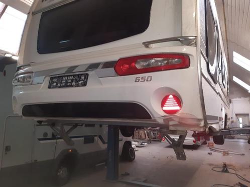 Gezocht bumper Caravan FENDT 650, Caravans en Kamperen, Caravan accessoires, Gebruikt, Ophalen of Verzenden