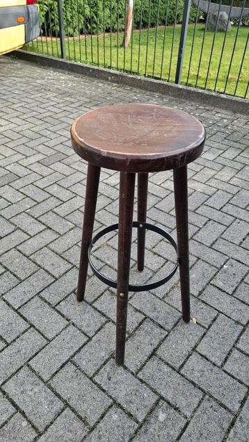 12 houten cafe krukken massief vintage degelijk horeca beschikbaar voor biedingen