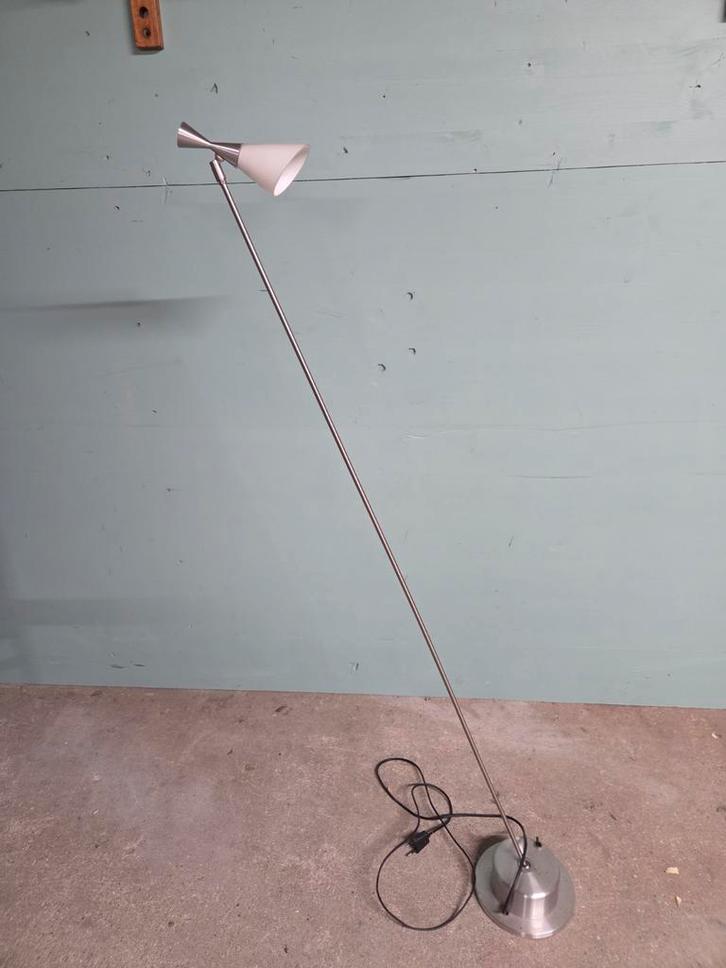 Vintage design Hala Zeist Vloerlamp, lamp, Huis en Inrichting, Lampen | Vloerlampen, Gebruikt, Minder dan 100 cm, Metaal, Ophalen
