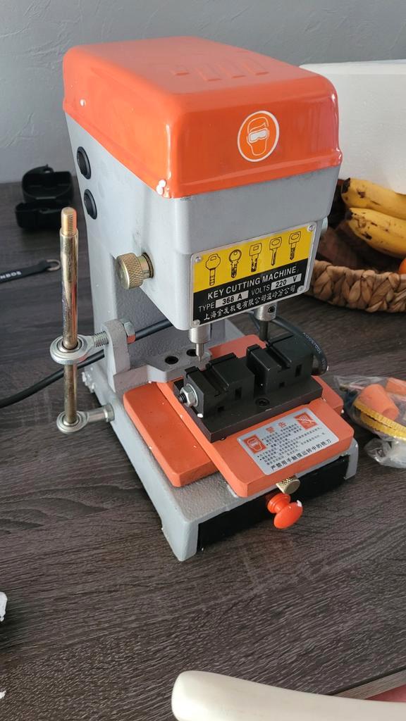 Sleutel Dupliceer Machine - Nieuw!, Doe-het-zelf en Verbouw, Gereedschap | Overige machines, Ophalen